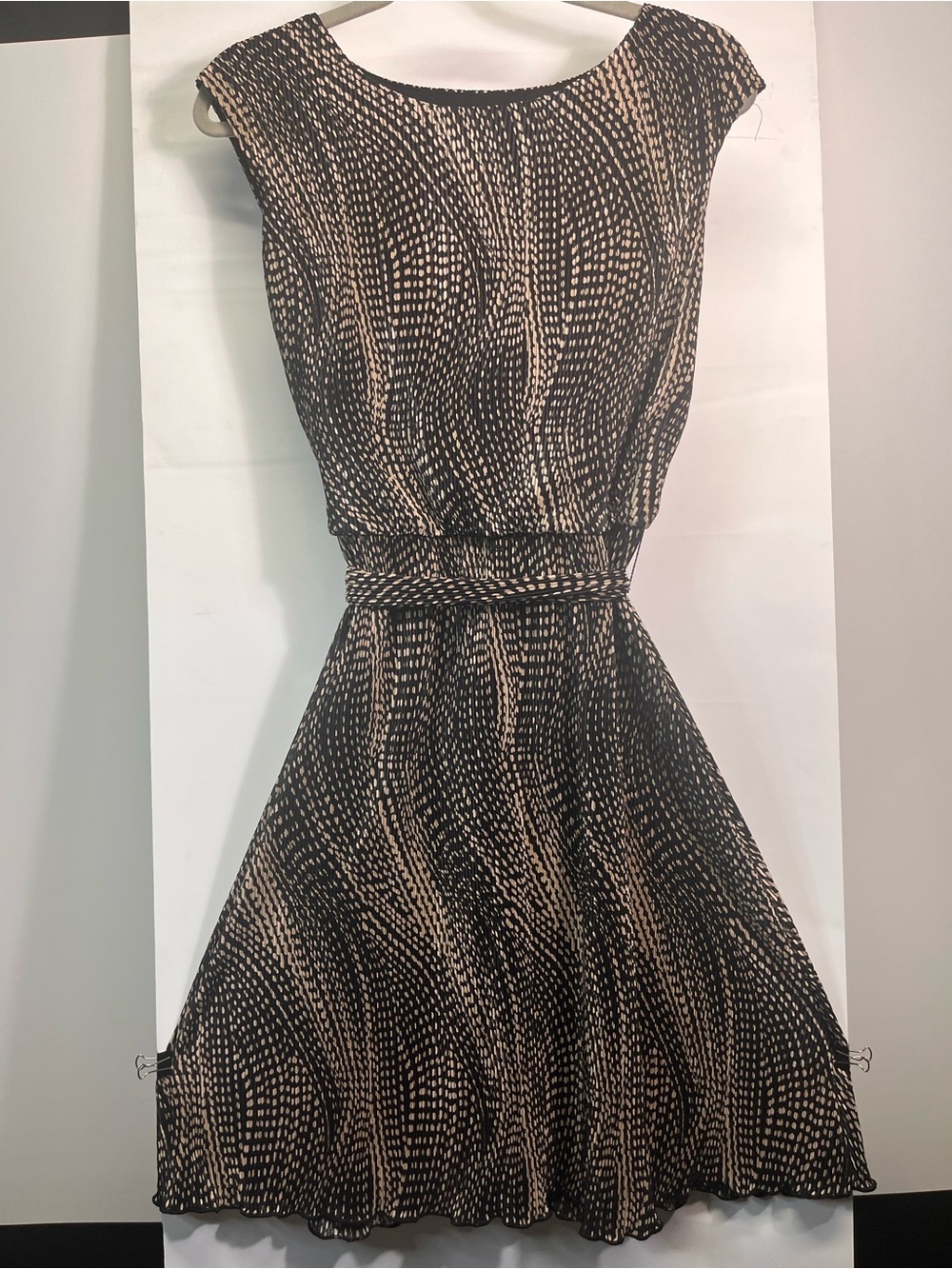Connected contemporary Aparrel Black and Tan Patterned Midi Dress With Ribbon on